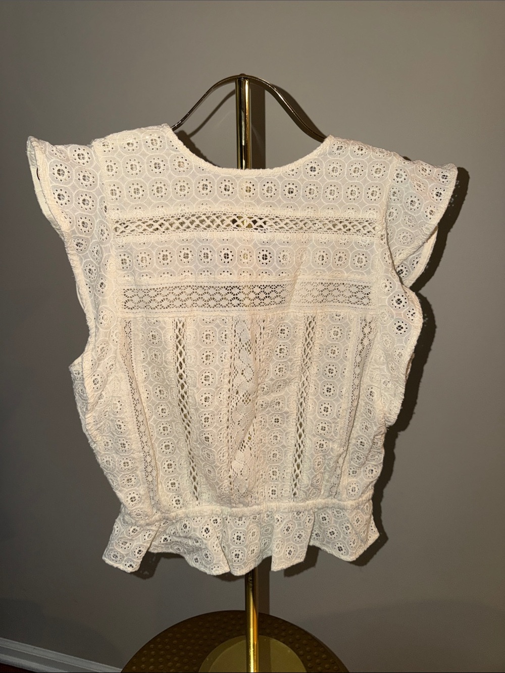 Women’s Eyelet Lace Cream Top with Ruffle Hem